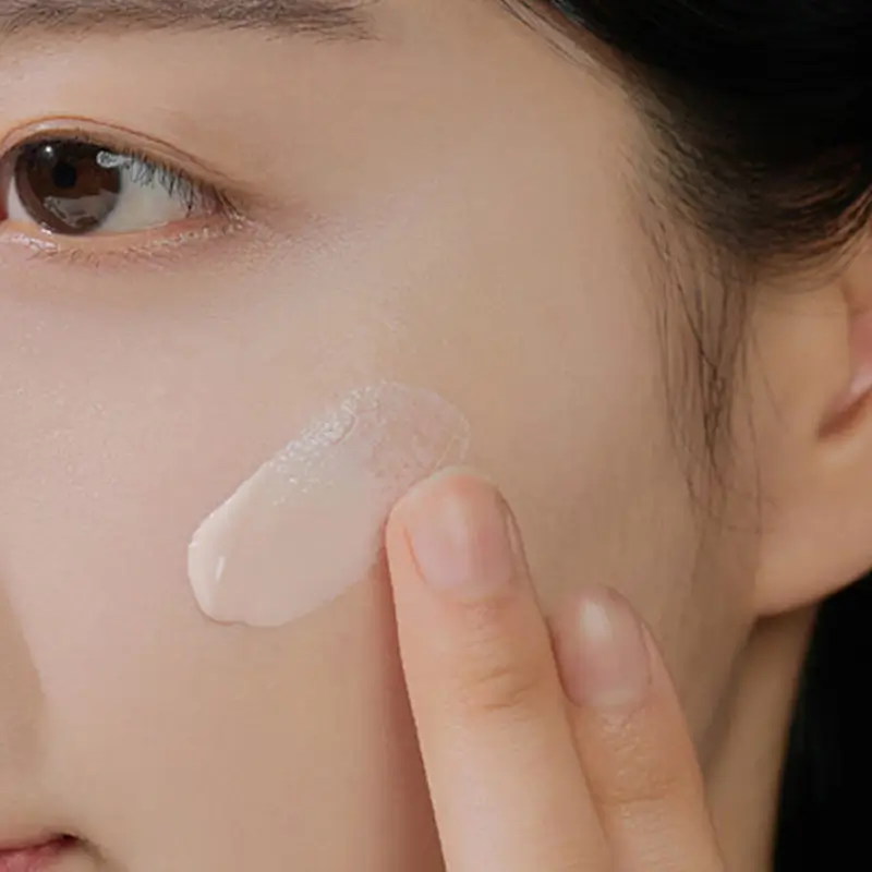 نحوه مصرف کرم ضد آفتاب skin1004