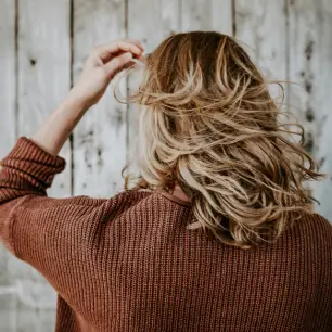 روتین کامل مراقبت از مو در ۵ گام اصلی